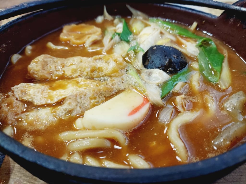 鶴岡屋静里味噌煮込みうどん