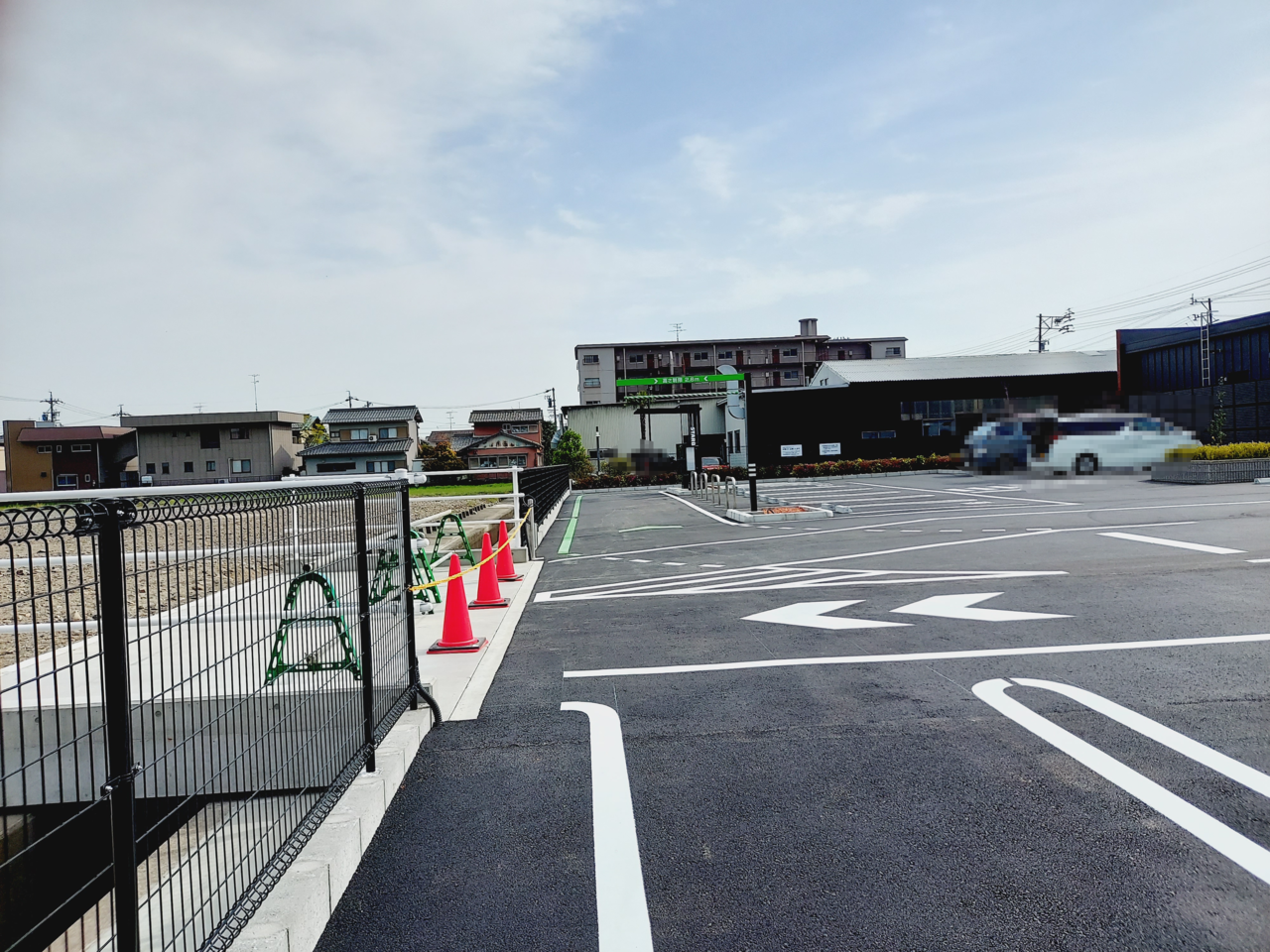 スターバックスコーヒー大垣島里店ドライブスルー