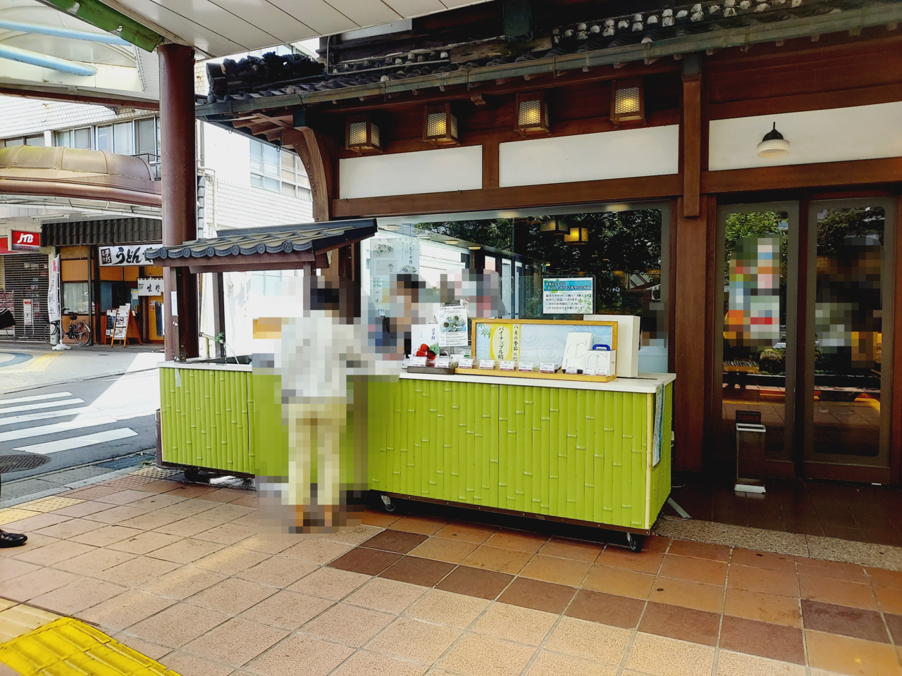 金蝶園総本家 大垣駅前本店売り場