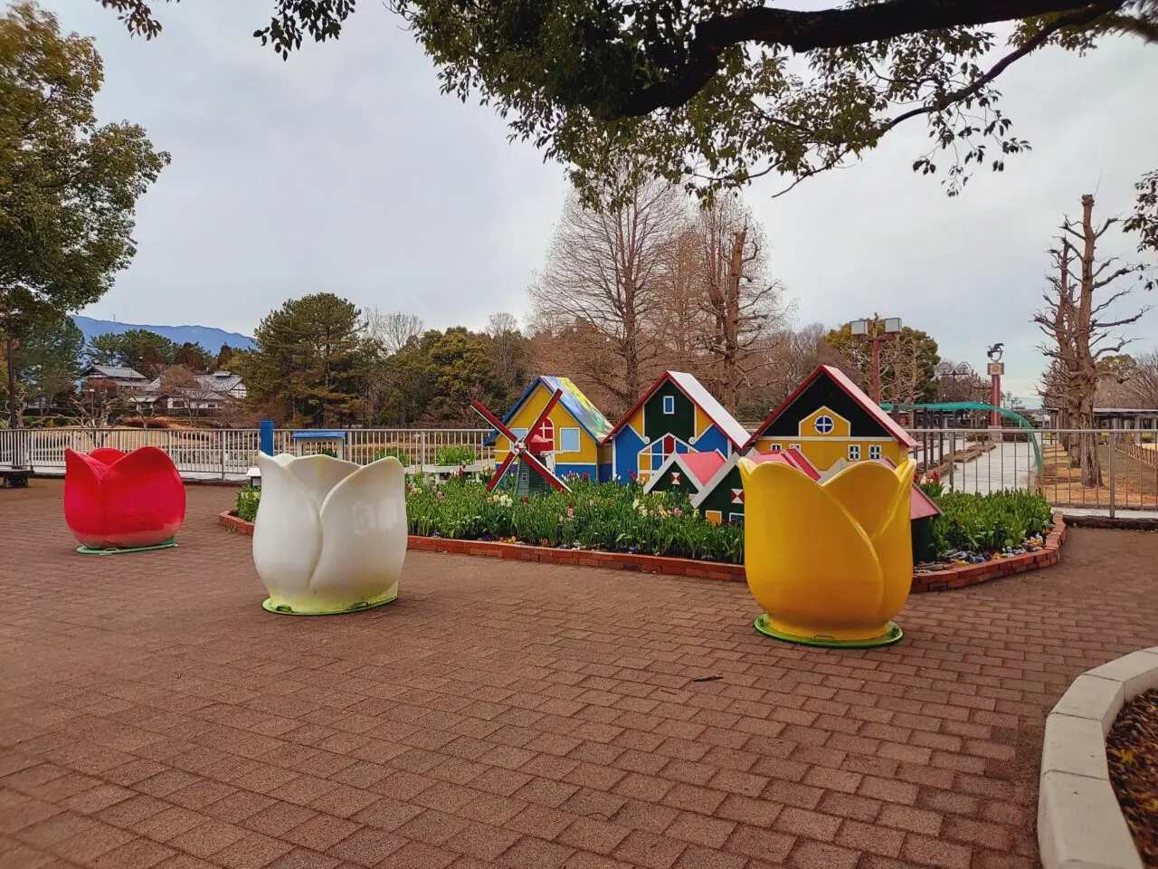 木曽三川公園センターアイスチューリップ