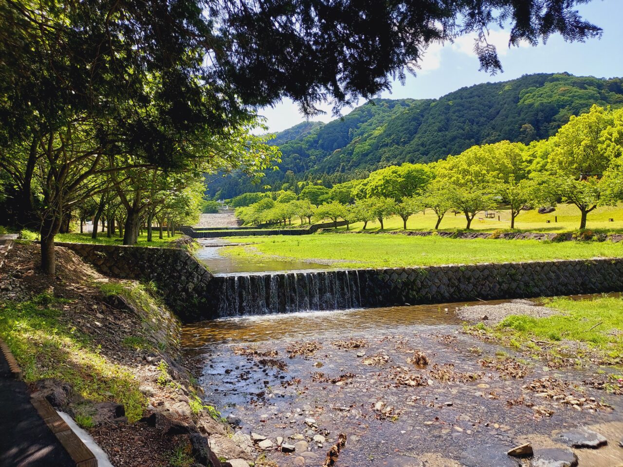 羽根谷だんだん公園