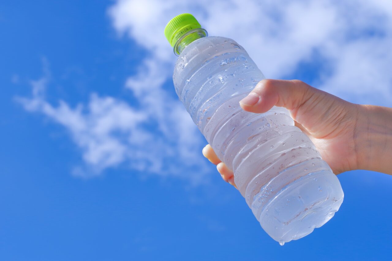 水