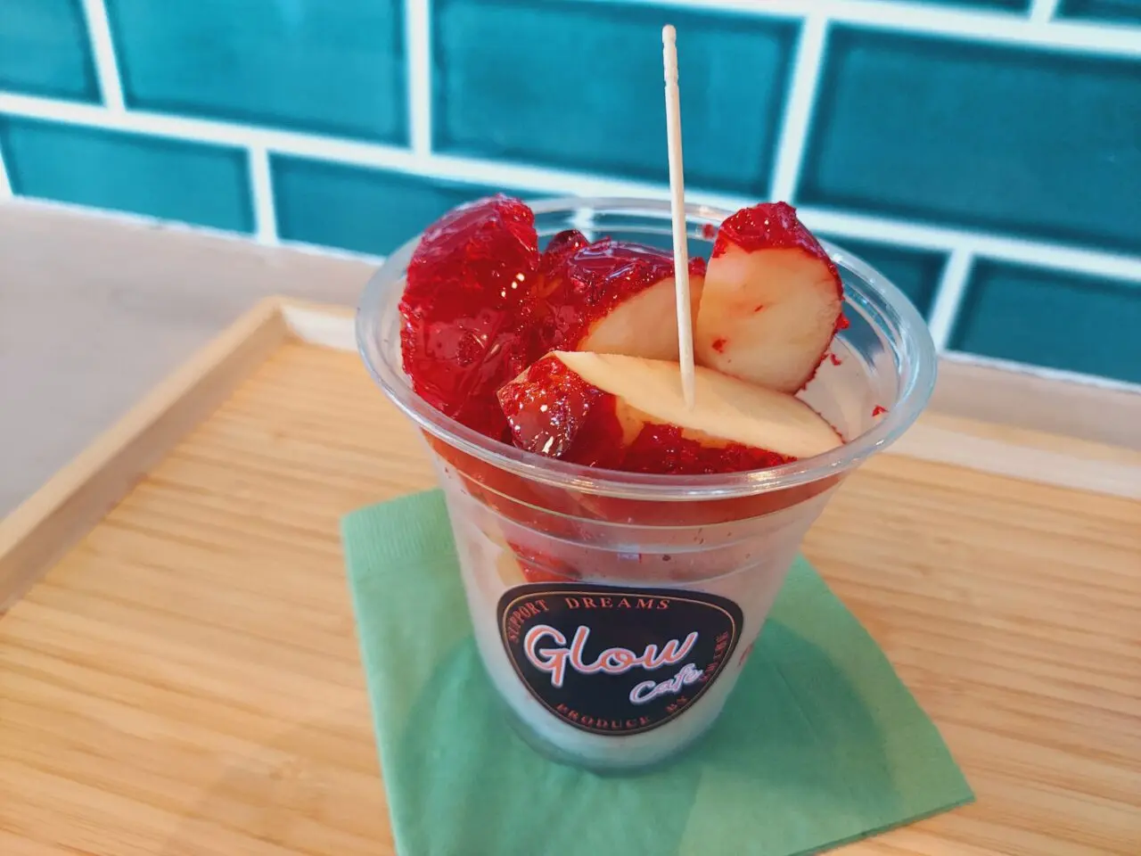 GLOW CAFE