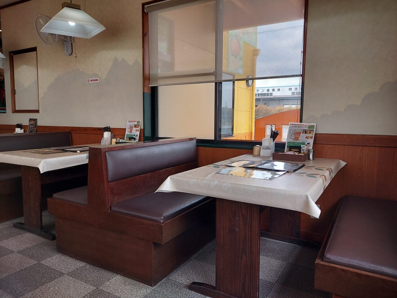 ダルチニレストラン&カフェバー大垣店