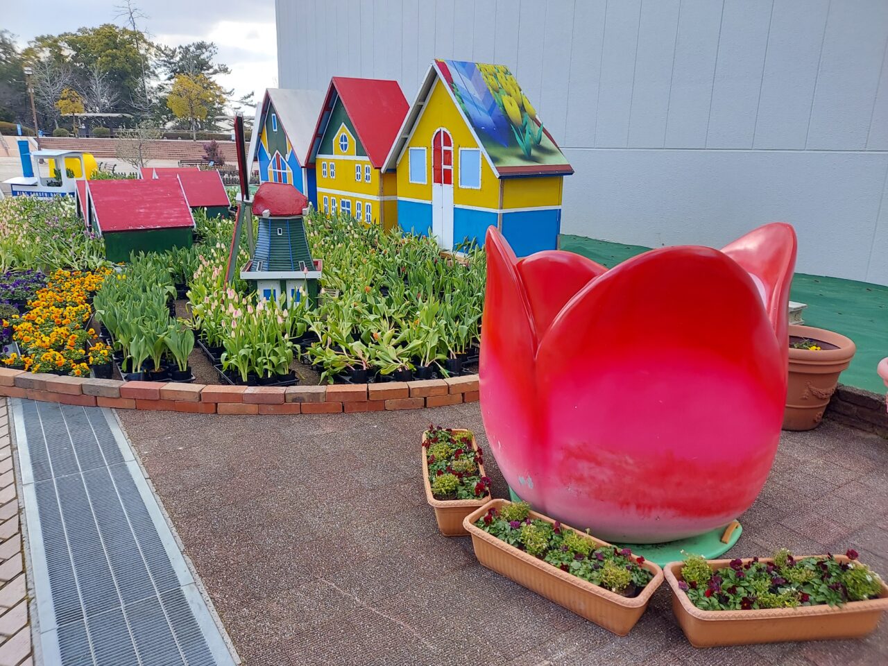 木曽三川公園センターアイスチューリップ